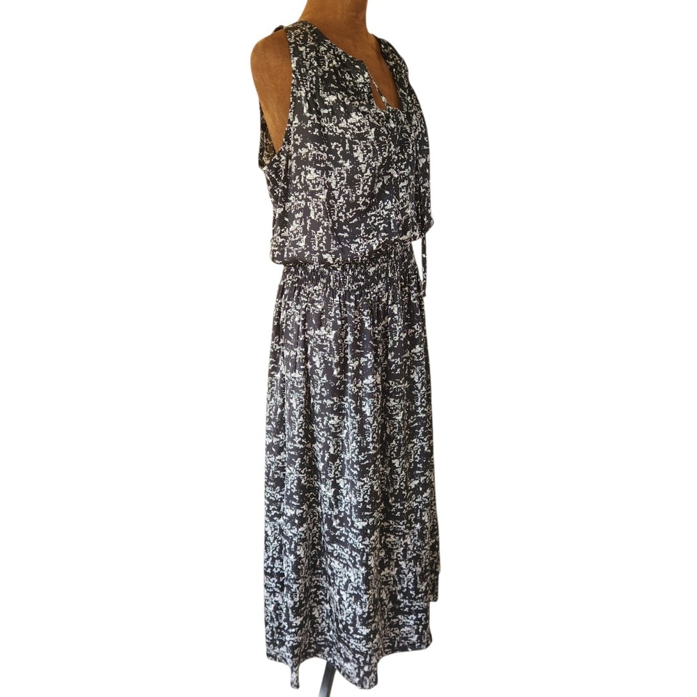 NWT Prologue Maxi Dress Size M Stretch Waist Sleeveless Lightweight Satin - Picture 2 of 7